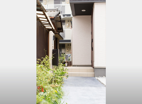 二つの箱の家